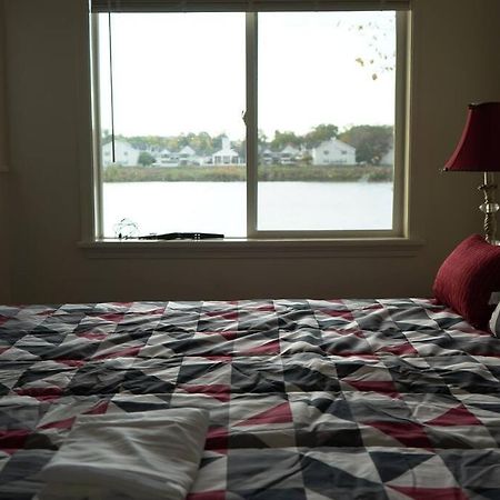 Queen Bed Beautiful Sunset W River View Fast Wifi Apartamento Troy Exterior foto