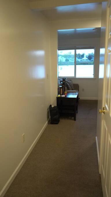 Queen Bed Beautiful Sunset W River View Fast Wifi Apartamento Troy Exterior foto