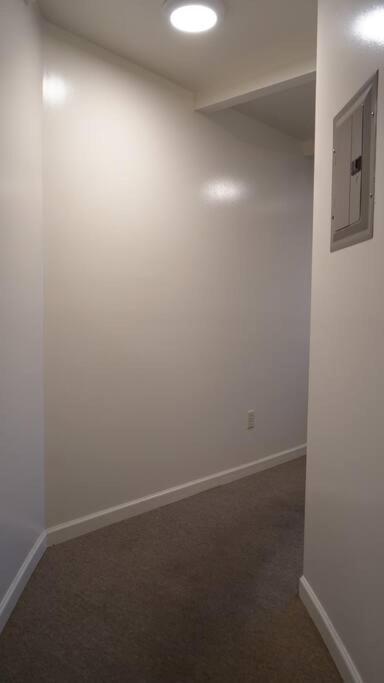 Queen Bed Beautiful Sunset W River View Fast Wifi Apartamento Troy Exterior foto